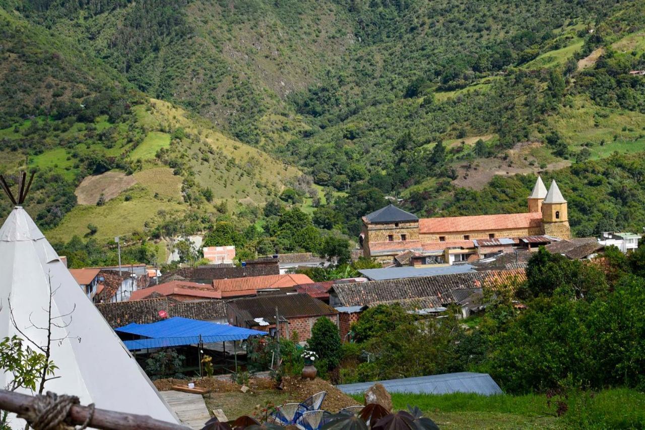 Hostal Las Valkirias Matanza ภายนอก รูปภาพ